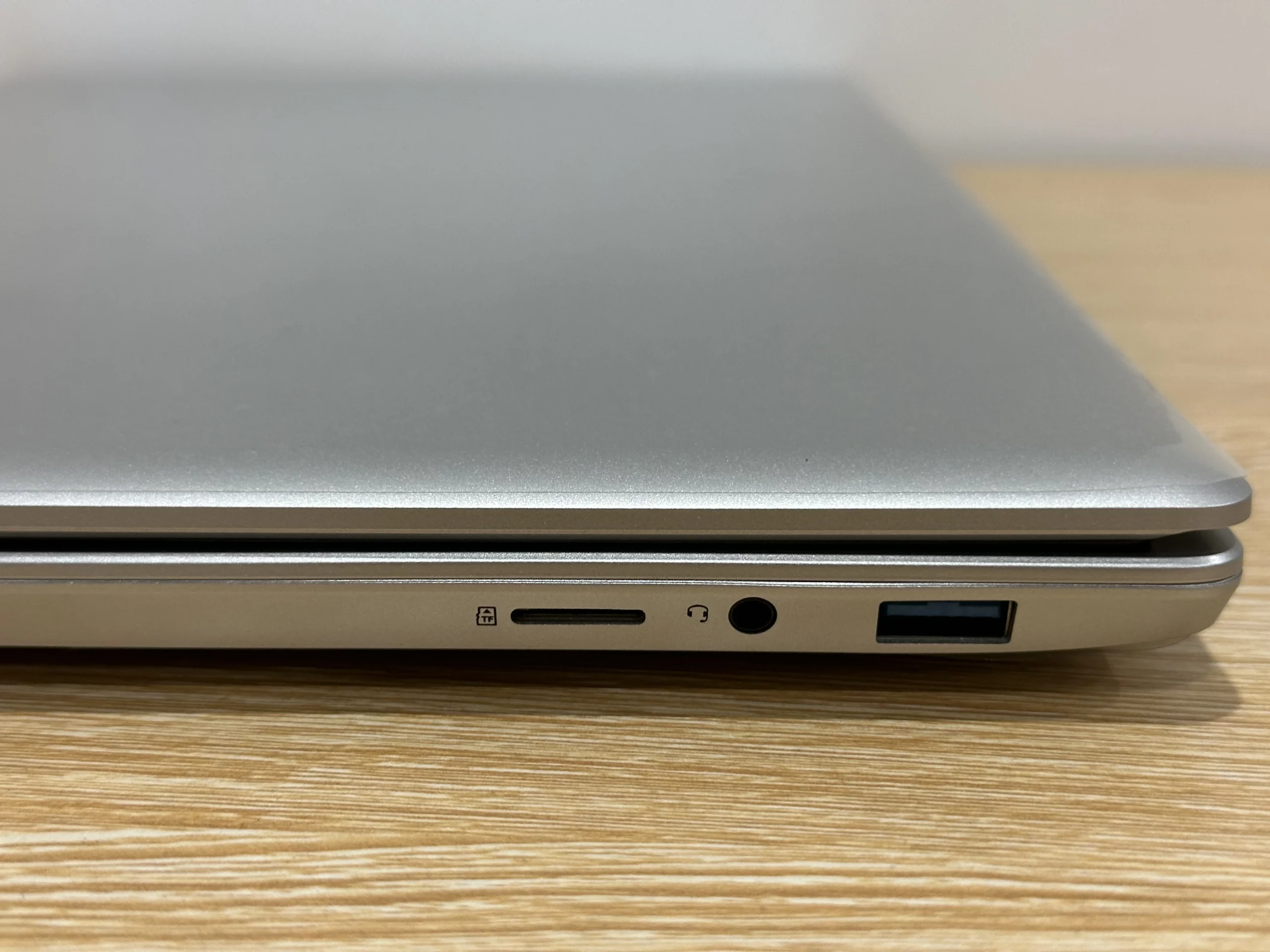 Hd30b75f2f1b948a3a6787bcaff881143I.webp Hd30b75f2f1b948a3a6787bcaff881143I.webp